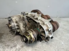 Раздаточная коробка Jeep Cherokee KJ 2005 52099360AC