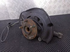 Кулак передний правый Toyota Auris E150 2008 4321102170
