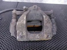 Суппорт тормозной передний правый Toyota Auris E150 2008 477300F030