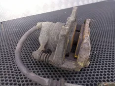 Суппорт тормозной передний левый Toyota Auris E150 2008 4775002361