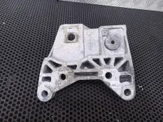 Кронштейн двигателя Land Rover Range Rover Evoque рест. 2017 GJ326P096AF