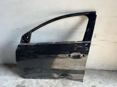 Дверь передняя левая Renault Megane 4 2018 801115987R