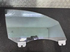 Стекло двери передней правой Bentley Flying Spur 2 2017 4W0845022