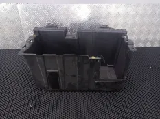 Полка аккумулятора задняя Land Rover Range Rover Sport 2 рест. 2017 LR095437