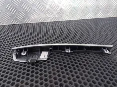 Декоративная накладка торпедо правая нижняя Renault Koleos рест. 2013 68247JY00A