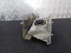 Кронштейн двигателя левый Renault Master 2 рест. 2009 8200712192