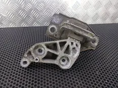 Кронштейн двигателя правый Nissan Qashqai J10 2010 11210JD000