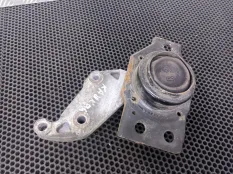 Кронштейн двигателя правый Nissan Qashqai J10 2010 11210JD000