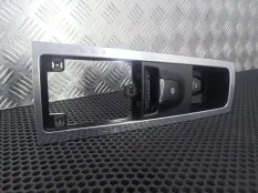 Рамка обрамление кулисы Porsche Macan 2016 95B863419