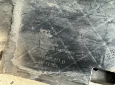 Защита днища левая Porsche Cayenne 958 рест. 2017 7P0825211D