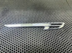 Молдинг крыла переднего правого Bentley Flying Spur 2 2015 4W0821942E