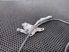 Петля капота правая Mazda 6 2005 GJ6A0R