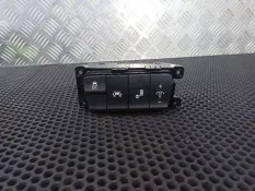 Блок кнопок Kia Sportage 4 2017 93700F1710