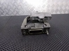 Подушка крепления двигателя правая Skoda Octavia 1999 1J0199262