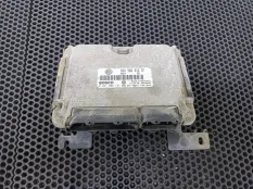 Блок управления двигателем Skoda Octavia 1999 06A906018