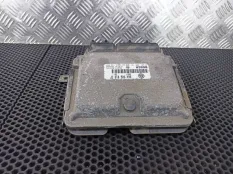 Блок управления двигателем Skoda Octavia 1999 06A906018