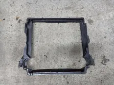 Кронштейн (крепление) радиатора BMW X5 E70 рест. 2012 7799762