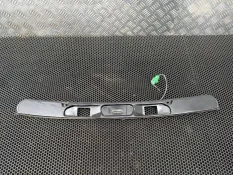 Накладка крышки багажника Suzuki Swift 4 2015 8394168L