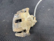 Суппорт тормозной передний правый Toyota C-HR AX10 2018 435123