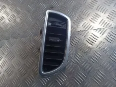 Дефлектор обдува салона Porsche Cayenne 958 2014 7P5819704D