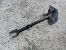 Рычаг задний правый Renault Duster 2015 8200839107