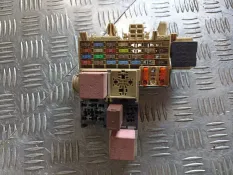 Блок предохранителей Renault Master 3 2011 8200574970