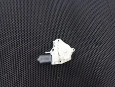 Моторчик стеклоподъемника передний правый Volkswagen Touareg 2 2014 8K0959802B