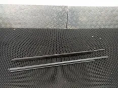 Уплотнитель дверного проема Volkswagen Touareg 2 2014 7P0837471C