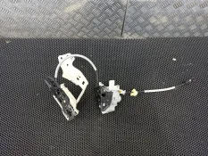 Замок двери передней правой Volkswagen Touareg 2 2014 8J1837016A