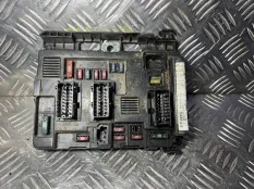 Блок предохранителей Peugeot 206 рест. 2005 9650618580