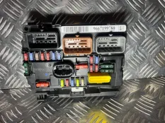 Блок предохранителей Citroen C3 рест. 2007 9667199780