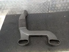 Воздухозаборник Volkswagen Touareg 2 2014 13717812058