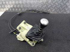 Кулиса КПП Hyundai Tucson 2006 437302E300