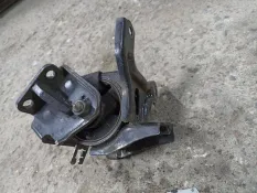 Подушка крепления КПП Hyundai Tucson 2006 218322E500