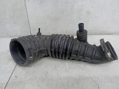 Патрубок воздушного фильтра Nissan Pathfinder R51 рест. 2012 165785X00A