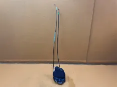 Замок двери задний левый Toyota Tundra XK50 5.7