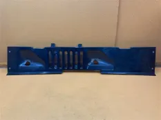 Решетка стеклоочистителя Жабо Jeep Wrangler JK 3.6