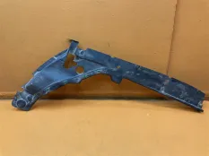 Пыльник двигателя правый Jeep Grand Cherokee WK2