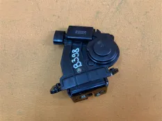 Замок багажника Toyota Sienna 3 3.5 2013