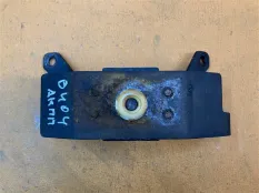 Подушка АКПП Toyota Tundra XK50 5.7 2007