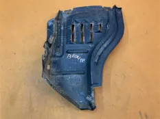 Подкрылок передний правый Toyota Tundra XK50 5.7