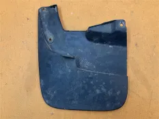 Брызговик передний левый Toyota Tundra XK50 5.7