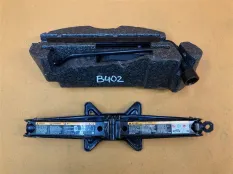 Домкрат Chevrolet Camaro 5 LLT 2010