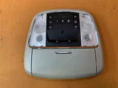 Плафон освещения Jeep Grand Cherokee WK2 ERB 2013