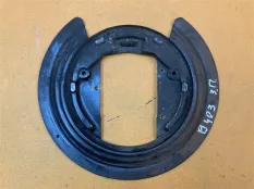 Щиток тормозного диска задний правый Jeep Wrangler