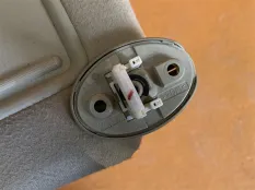 Козырек солнцезащитный передний правый Toyota