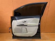 Дверь боковая передняя правая Toyota Venza 2.7