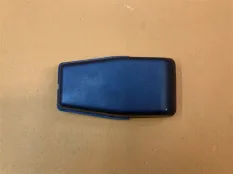 Петля стекла багажника правая Jeep Wrangler JK 3.6