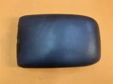 Крышка подлокотника Jeep Wrangler JK 3.6 2013