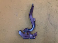 Петля капота левая Toyota Sienna 3 3.5 2013